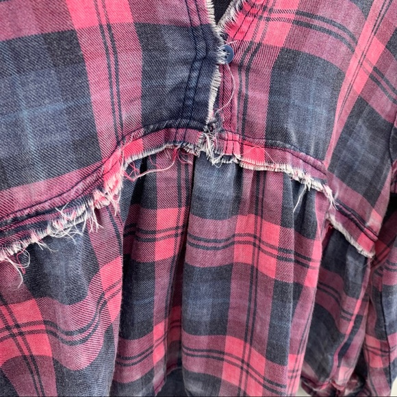 Love Fire Plaid Burnout V-neck Blouse Pink Size Lg - Picture 4 of 8
